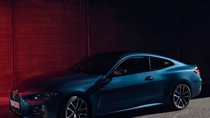 Side view roof line BMW M440i xDrive Coupé G22 2020 BMW M440i xDrive Coupé Arctic Race Blue metallic G22 2020 side view roof line