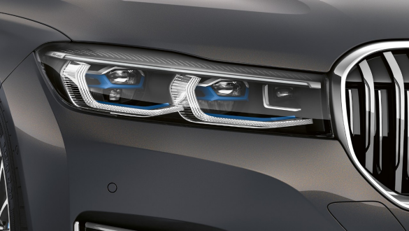 BMW 7 Series Saloon BMW laserlight BMW 7 Series Saloon: close-up of BMW laserlight