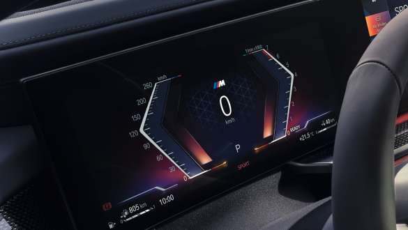 My Mode Sport BMW M760e xDrive Saloon G70 My Mode Sport cluster BMW M760e xDrive Saloon G70 close-up Instrument cluster