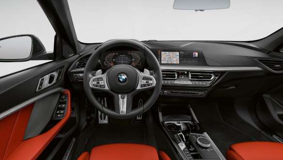 Interior trim finishers 'Illuminated Boston'. BMW M135i xDrive interior with illuminated interior trim finishers 'Illuminated Boston'.