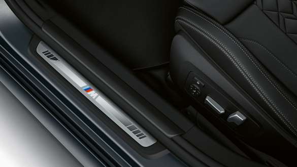 Exclusive door sill finishers BMW M340i xDrive Saloon G20 BMW M340i xDrive Saloon G20 BMW Individual Frozen Pure Grey Exclusive door sill finishers