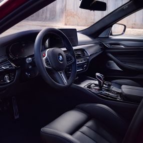 BMW M5 Competition F90 LCI Facelift 2020 cockpit BMW M5 Competition F90 LCI Facelift 2020 cockpit with open door