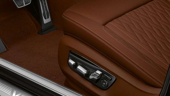 Comfort seats front, electrically adjustable BMW M760Li xDrive Saloon, Comfort seats front, electrically adjustable