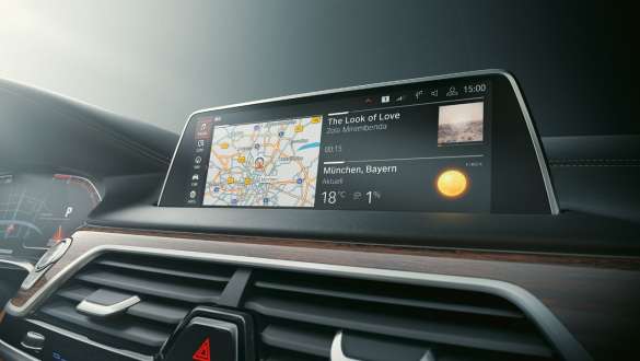 BMW Operating System 7.0 BMW M760Li xDrive Saloon, BMW Operating System 7.0