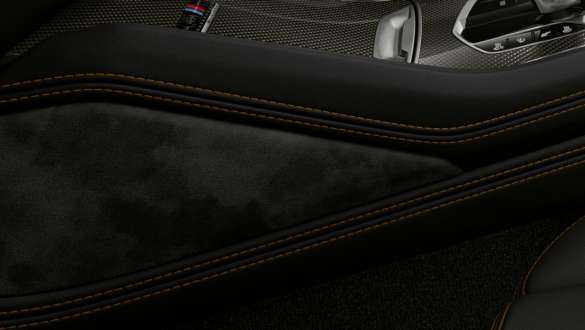 Knee pads in the BMW X6 M Competition Knee pads BMW X6 M Competition F96 SUV 2020 interior