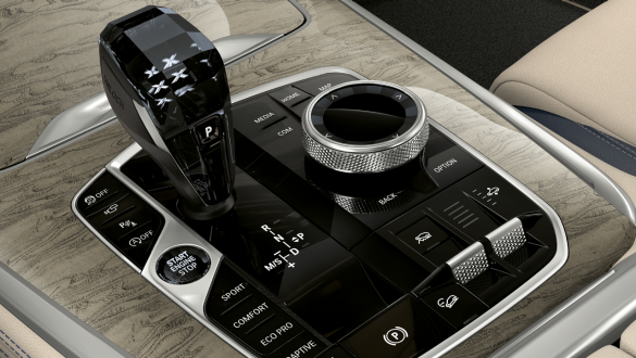 xOffroad Package Close-up of centre console with focus on four off-road modes