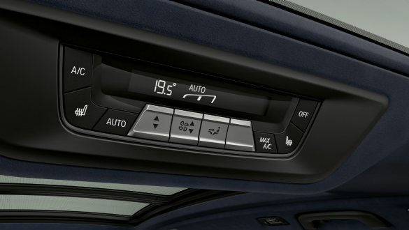 Automatic air conditioning with 5-zone control Close-up of the automatic air conditioning with 5-zone control