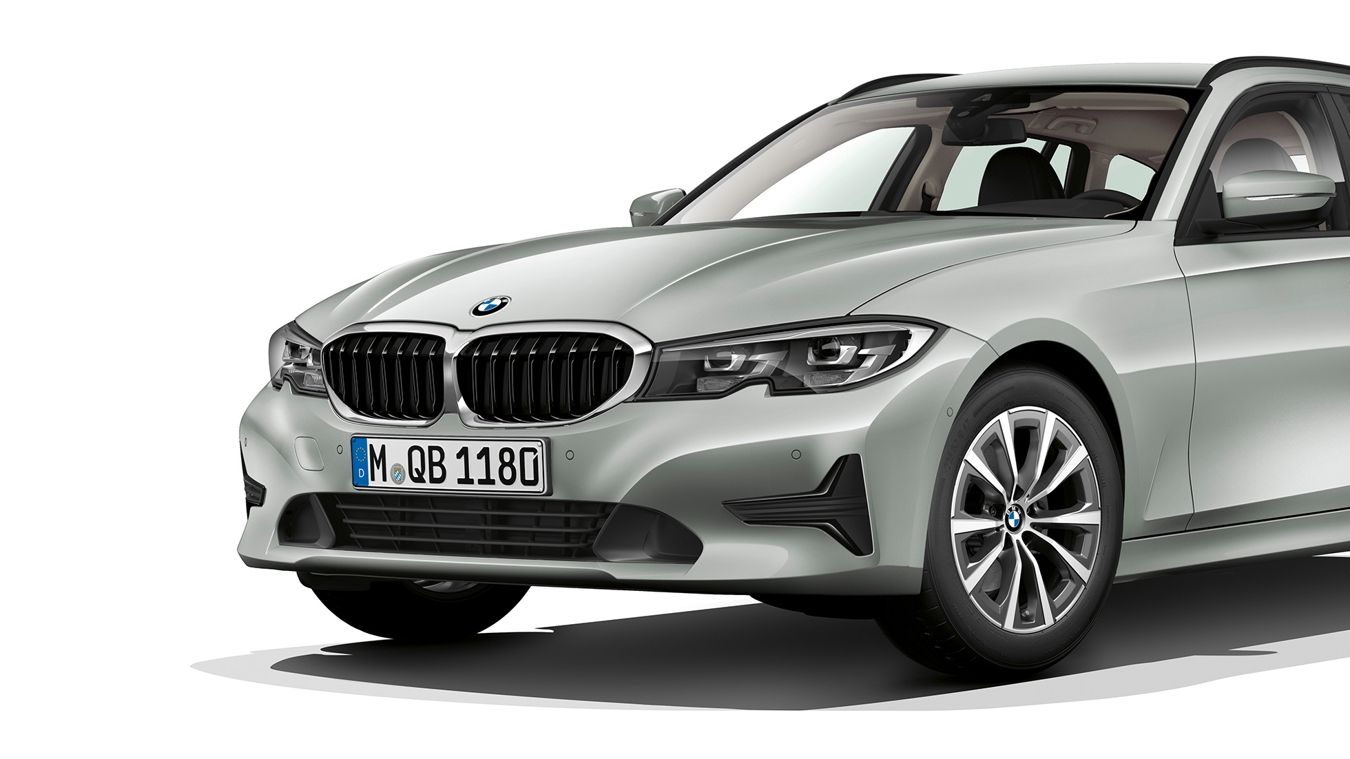Model SE three-quarter front shot BMW 3 Series Touring, Model SE three-quarter front shot