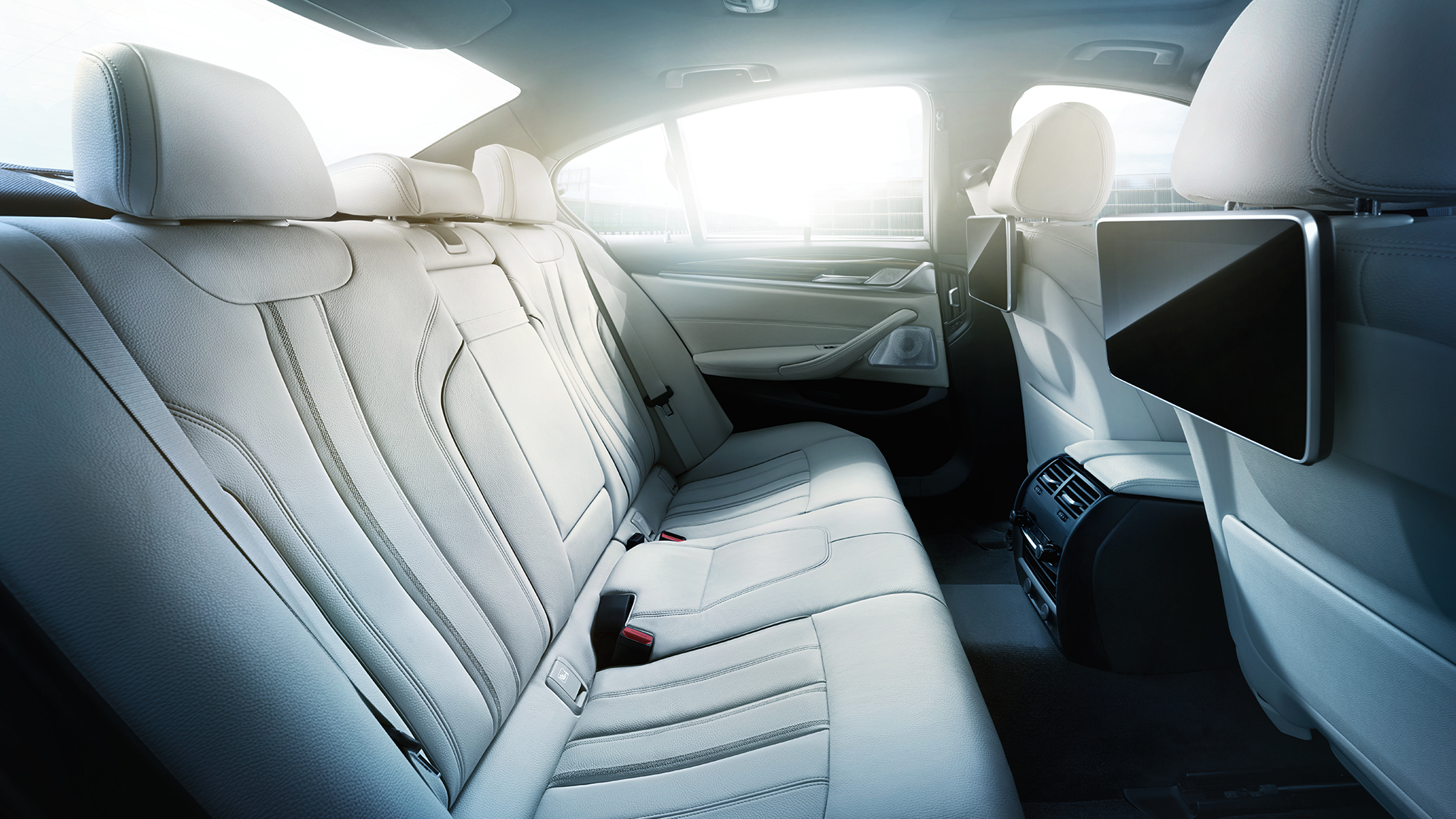 Upholstery BMW 5 Series Saloon Upholstery BMW 5 Series Saloon 540i Saloon G30 Bluestone metallic interior