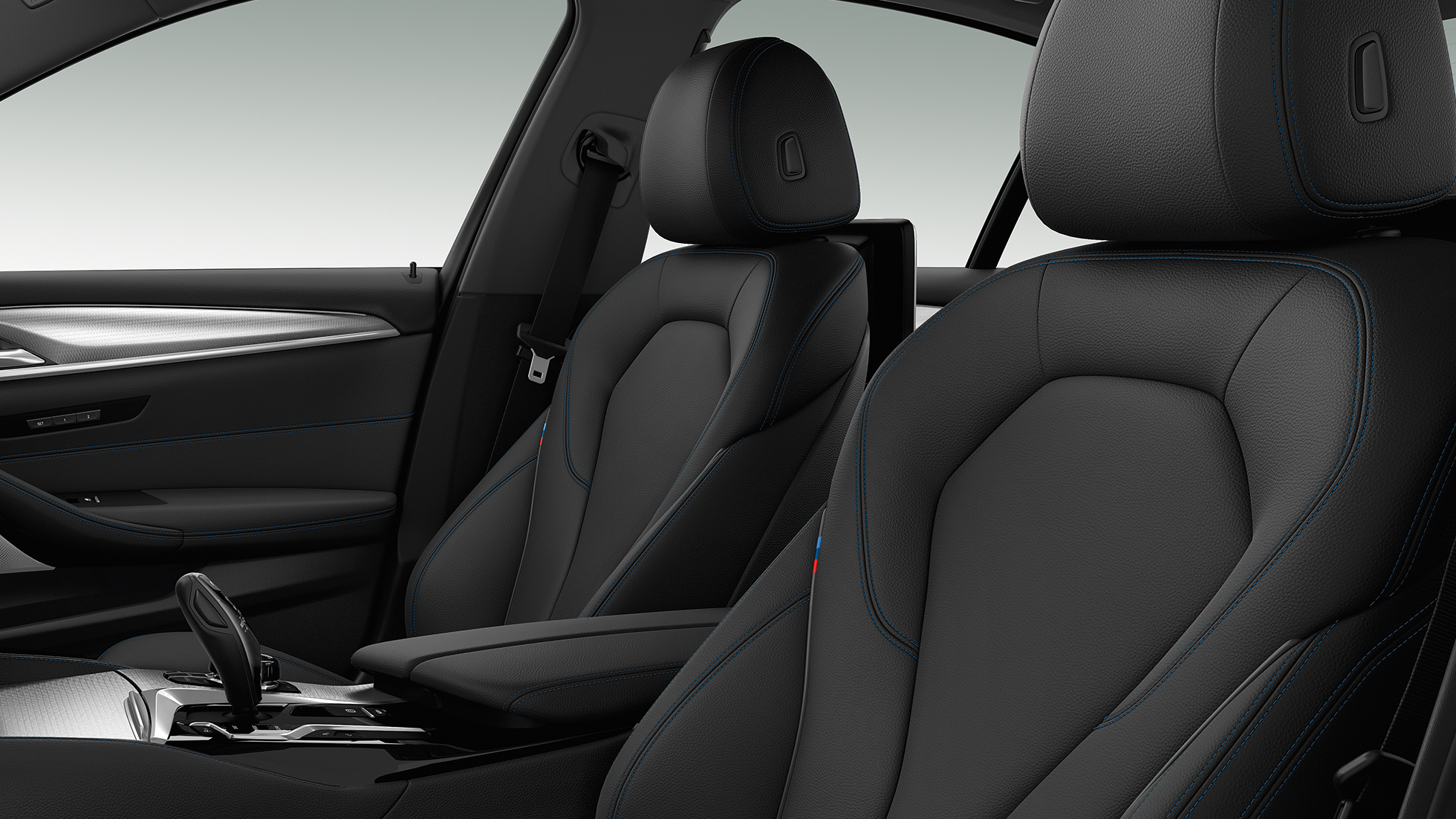 M Sport package upholstery BMW 5 Series Saloon 540i Saloon M Sport package BMW 5 Series Saloon 540i Saloon G30 Mediterranean Blue metallic upholstery