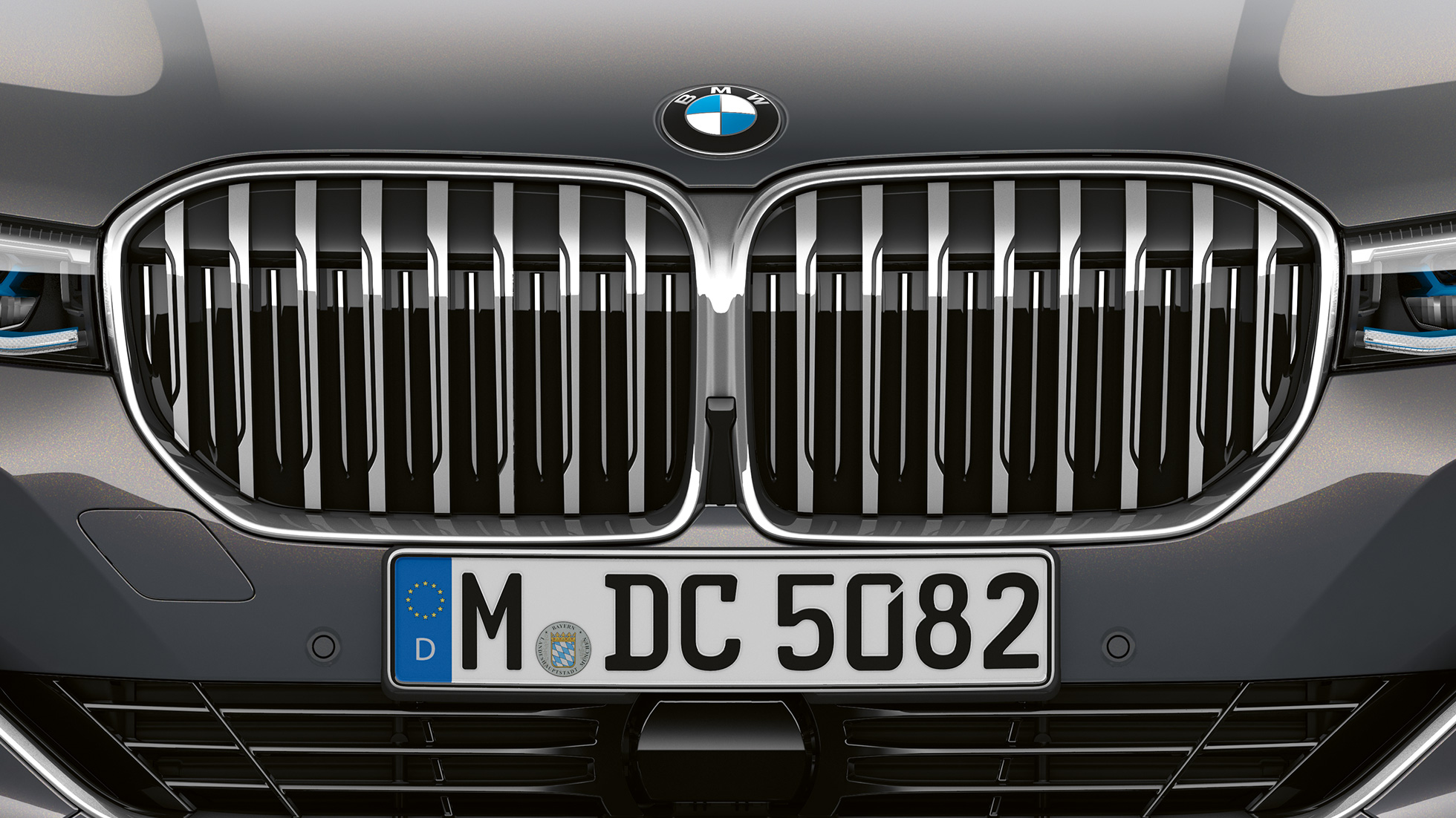 BMW 7 Series Saloon with Exterior Design Pure Excellence, gear selector BMW 7 Series Saloon with Exterior Design Pure Excellence: Close-up of the BMW kidney grille