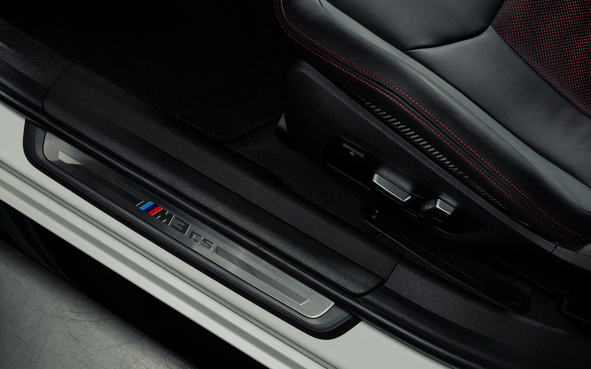 CS specific door sill BMW M3 CS G80 BMW M3 CS G80 CS specific door sill