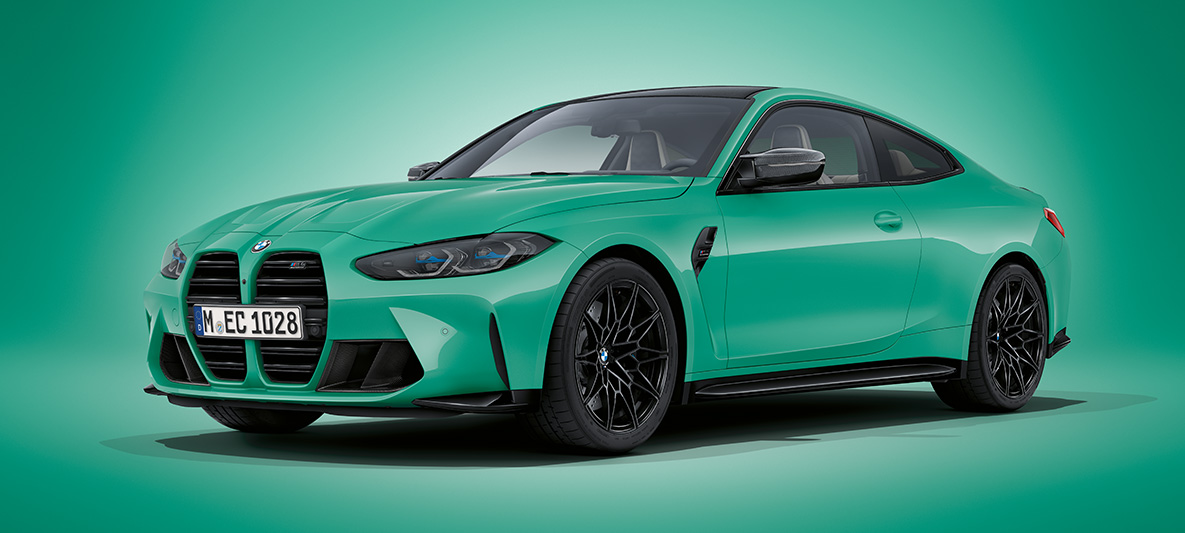 BMW M4 Coupé BMW Individual Mint Green metallic G82 2021 three-quarter front view standing BMW M4 Coupé BMW Individual Mint Green metallic G82 2021 three-quarter front view standing