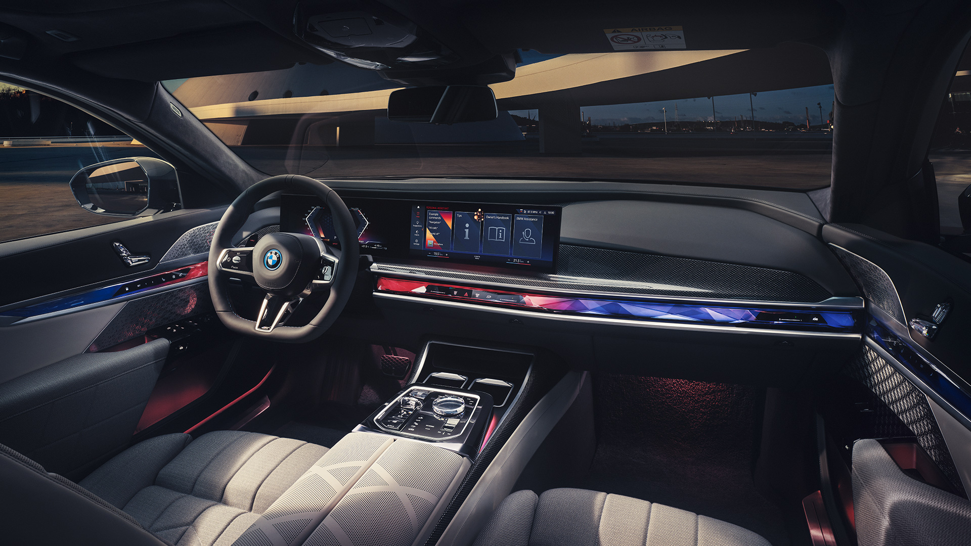 Interior Cockpit BMW M760e xDrive Saloon G70 Interior Cockpit BMW M760e xDrive Saloon G70 View from front passenger