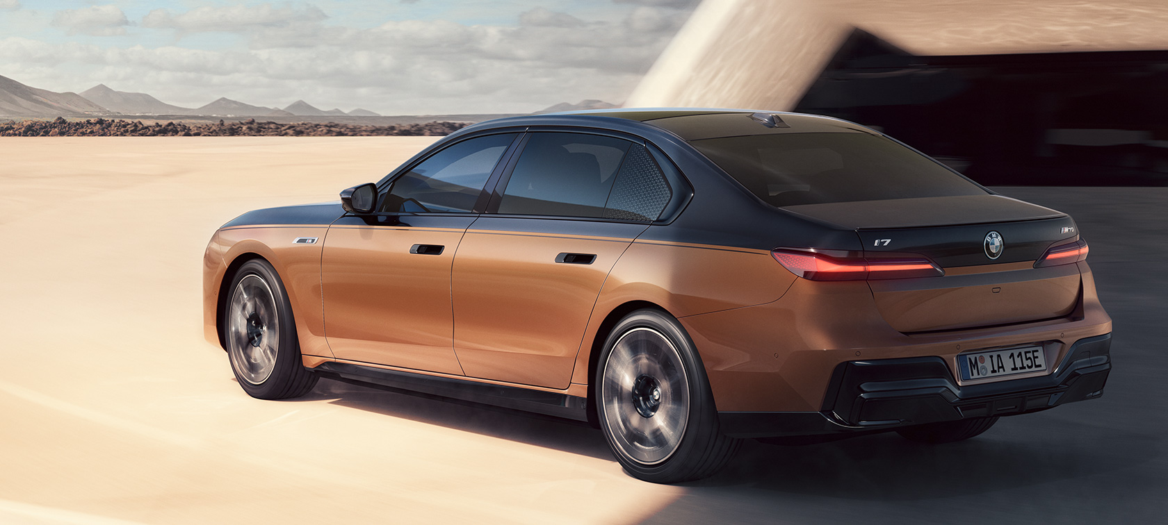 Video Driving Dynamics BMW i7 M70 xDrive Saloon G70 BMW i7 M70 xDrive Saloon G70 Video Driving Dynamics