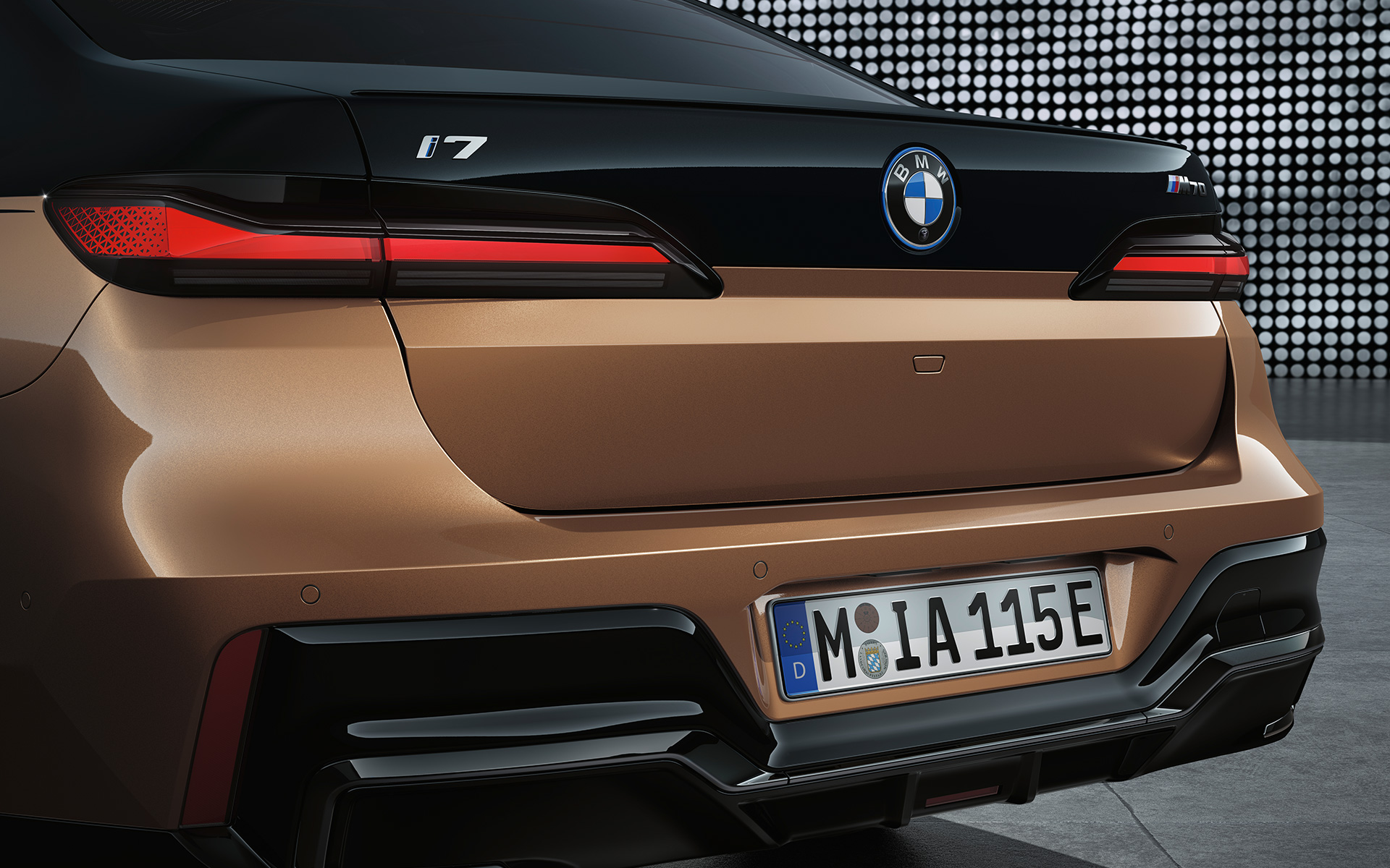 M rear spoiler BMW i7 M70 xDrive Saloon G70 BMW i7 M70 xDrive Saloon G70 M rear spoiler