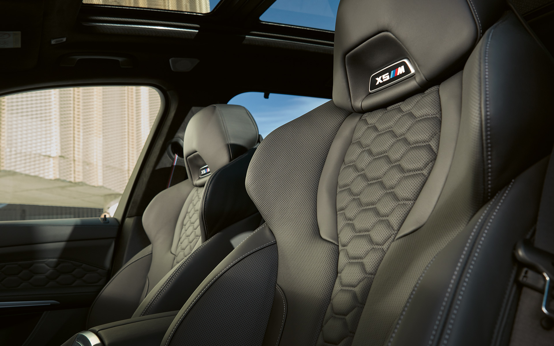 BMW X5 M Competition F95 M multifunctional seats BMW X5 M Competition F95 2023 M multifunctional seats