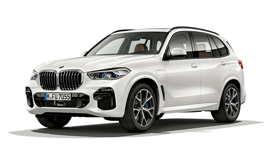 BMW X Series BMW X5 plug-in hybrid G05 three-quarter side view BMW X Series BMW X5 plug-in hybrid G05 three-quarter side view
