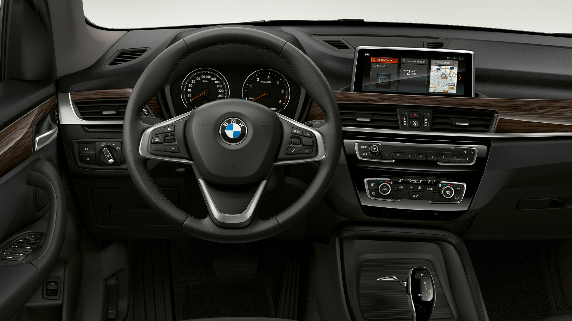 BMW X1, Model SE, interior BMW X1, Model SE, interior with focus on cokpit