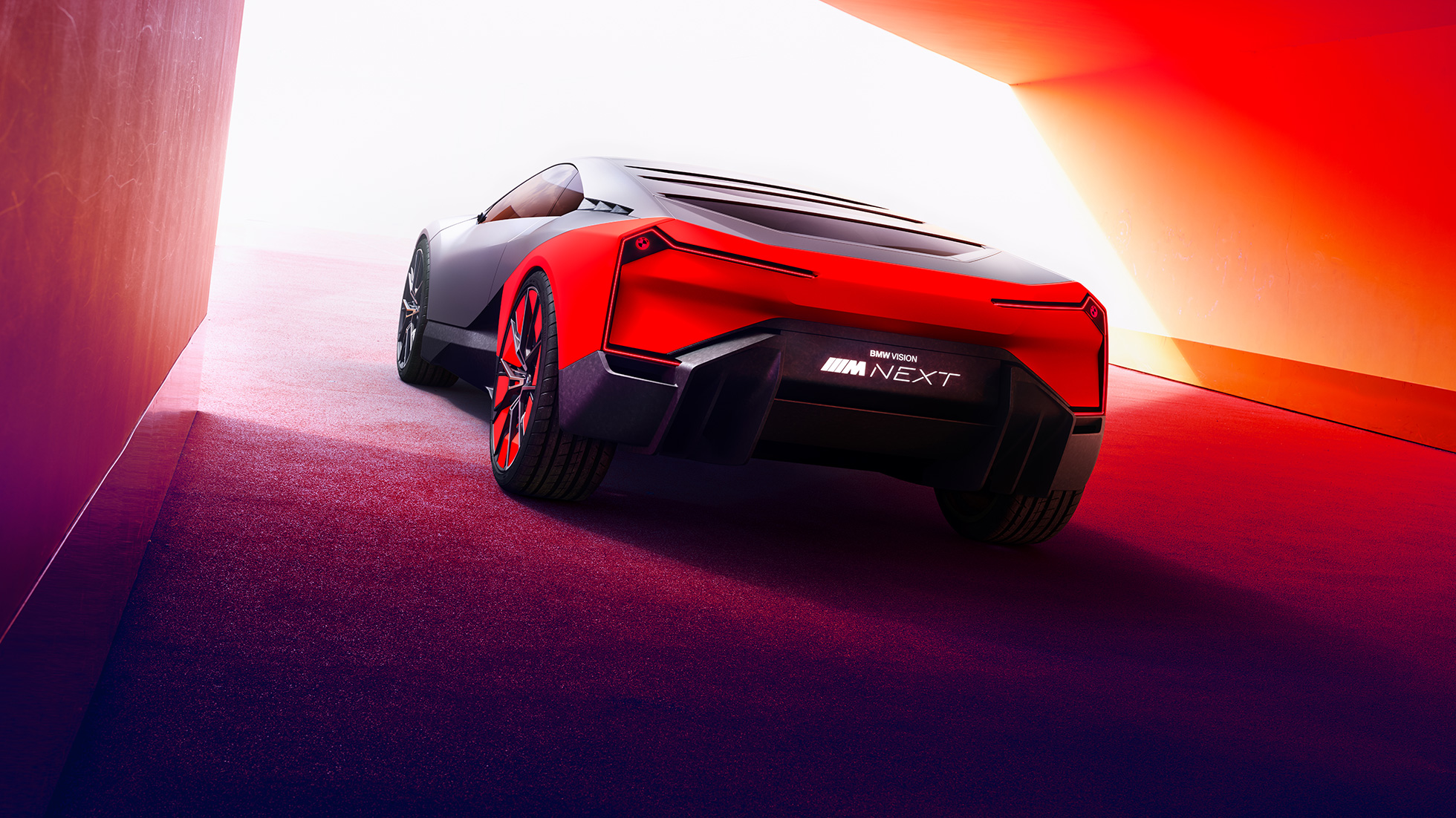 BMW Vision M NEXT, rearview BMW Vision M NEXT, three-quarter rearview, Hofmeister kink