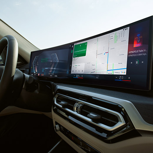 Charge-optimised routes on BMW Curved Display