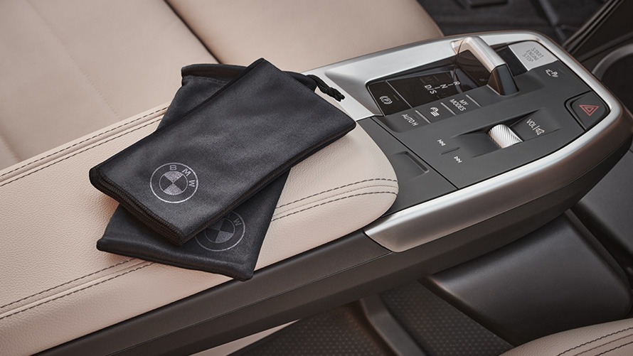 BMW Display Cleaning Cloth genuine BMW accessories for spring and summer BMW Display Cleaning Cloth genuine BMW accessories for spring and summer