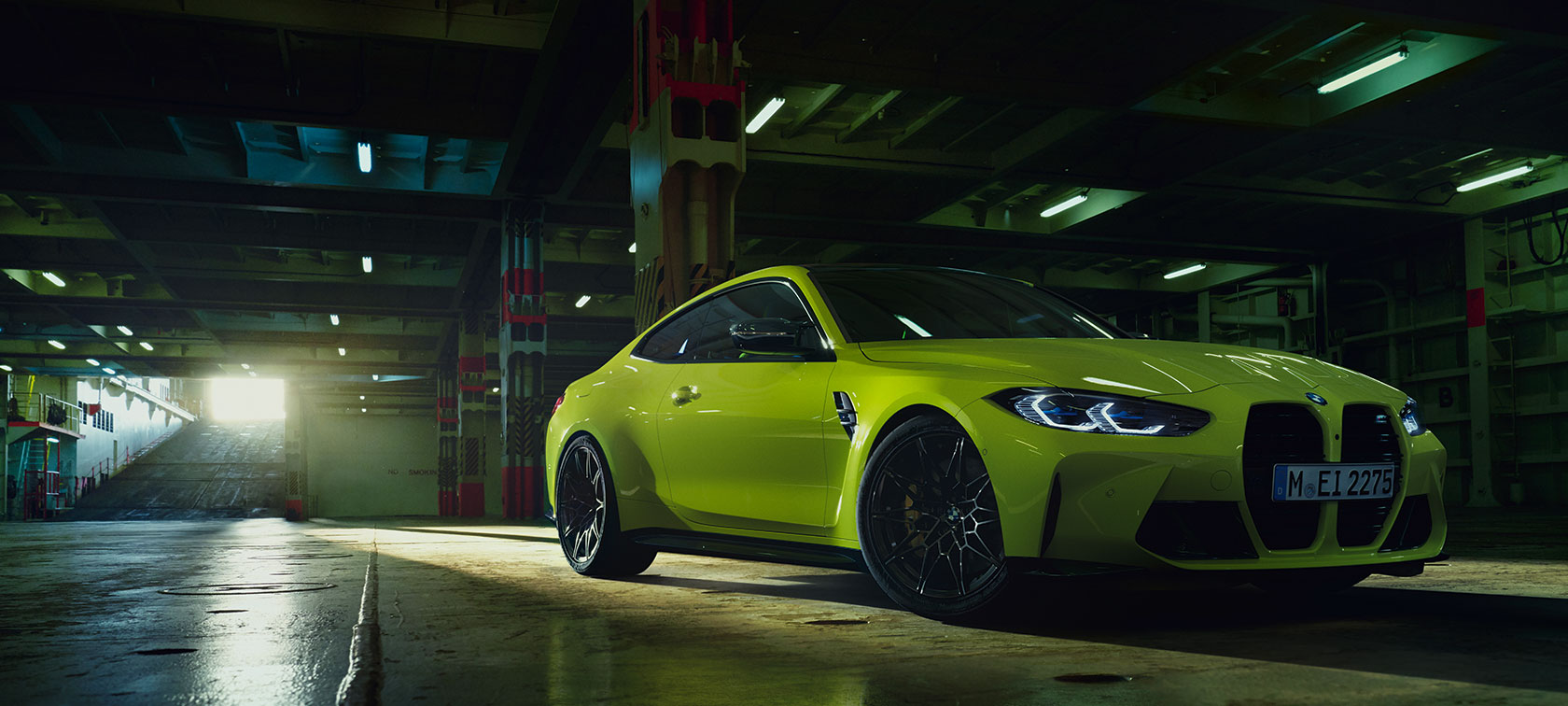 BMW M4 G82 2020 Sao Paulo Yellow three-quarter front view BMW M4 G82 2020 Sao Paulo Yellow three-quarter front view