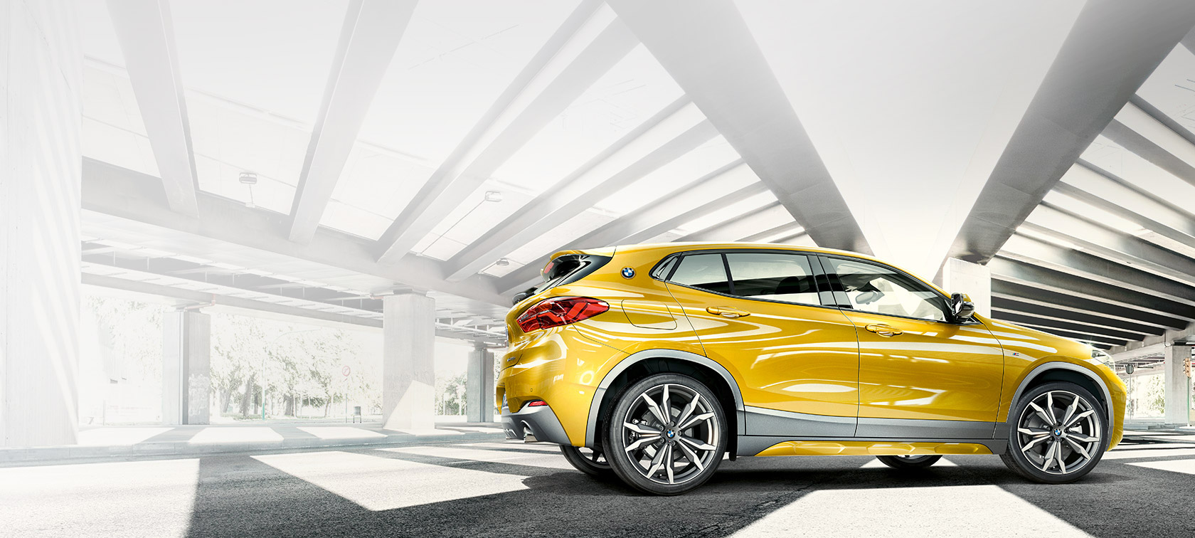 Side view BMW X2 F39 BMW X2 2018 F39 Galvanic Gold metallic side view