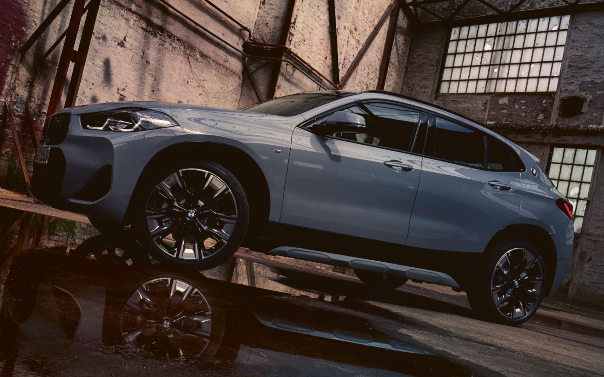 BMW X2 F39 Brooklyn Grey side view