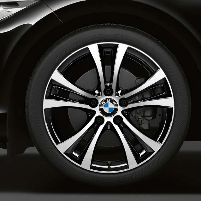BMW 2 Series Coupé, Model Sport Line wheels